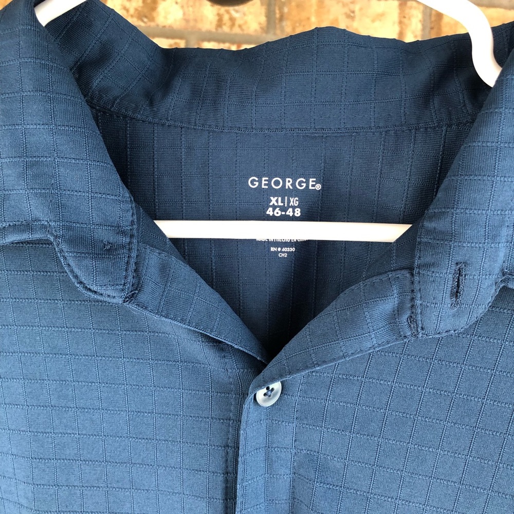 Men’s casual shirt - Picture 2 of 3